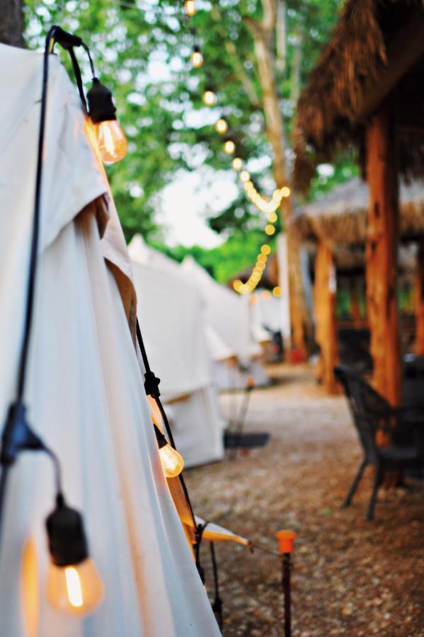 Son'S Guadalupe Glamping Tents - Adorable Riverside Glamping Tents Perfect A Family Getaway! New Braunfels Exterior foto